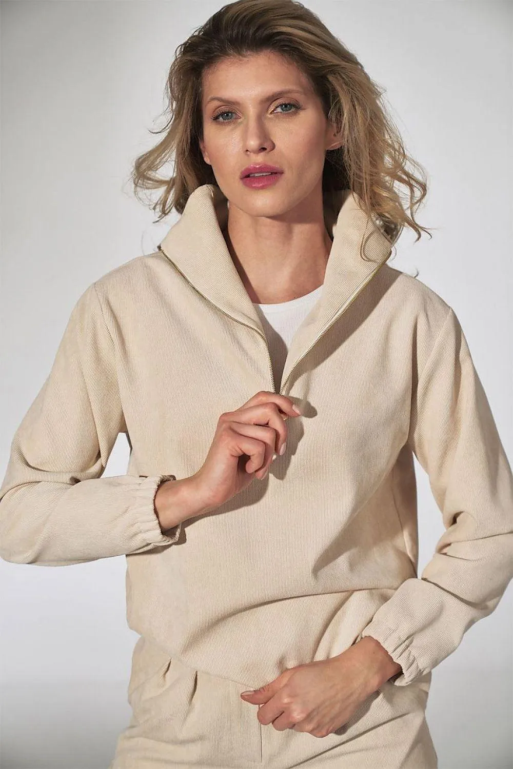 Chic Beige Corduroy Collared Sweatshirt with Trendy Zipper Detail