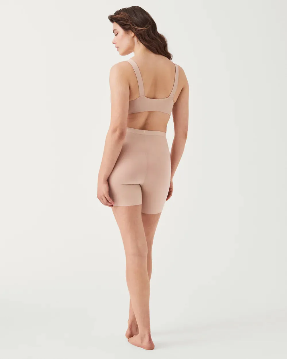 Invisible Shaping Girlshort // beige