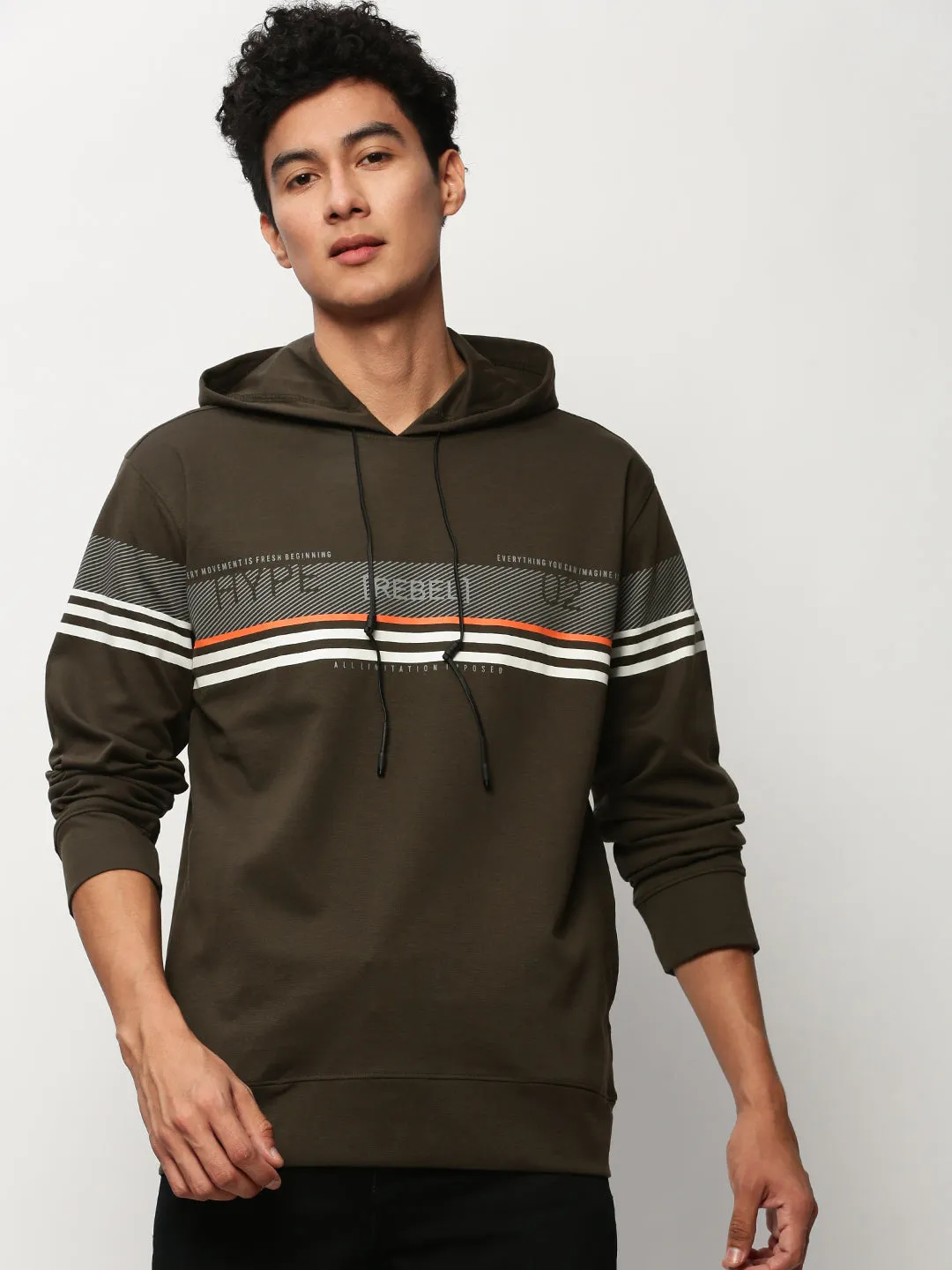 Men Green Graphics Casual Sweatshirts