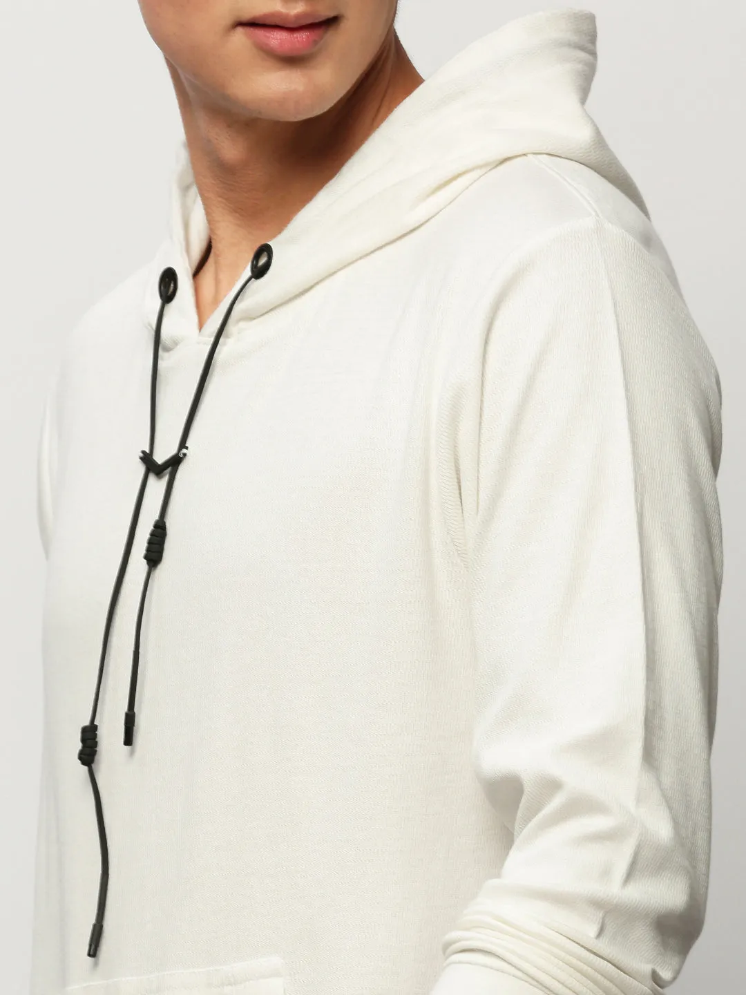 Men White Solid Casual Sweatshirts