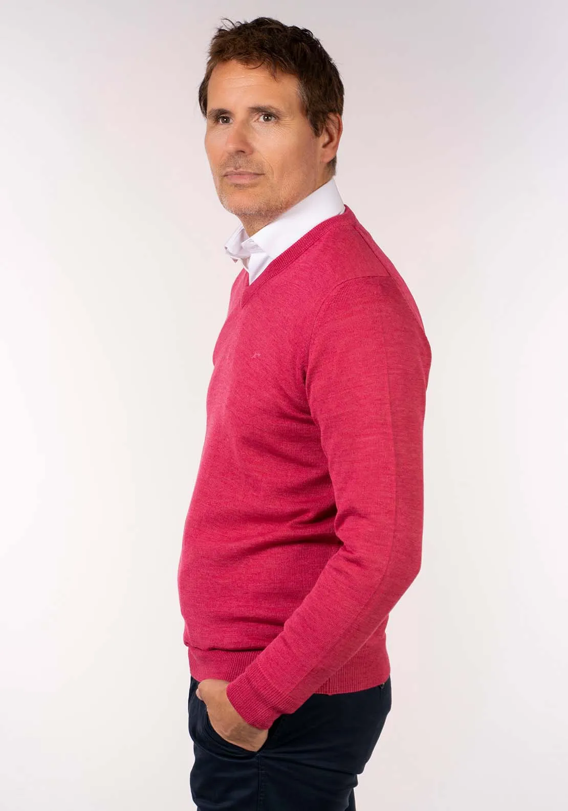 Mens V-Neck Merino Wool Jumper - Blush