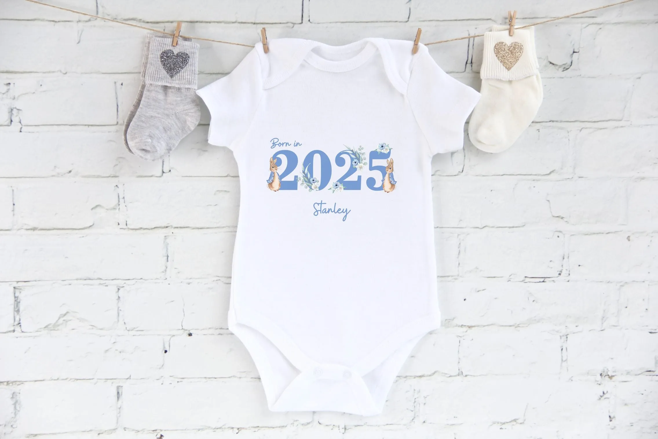 Personalised Peter Rabbit Born in 2025 Baby Outfit, Coming Home - New baby arrival Vest, Rompersuit